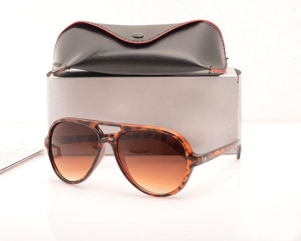 fashion glasses classic mens sunglasses luxury womens sunglasses brand designer sun glasses uv400 protection sunglasses with cases and boxs, White;black
fashion glasses classic mens sunglasses luxury womens sunglasses brand designer sun glasses uv400 protection sunglasses with cases and boxs, White;black