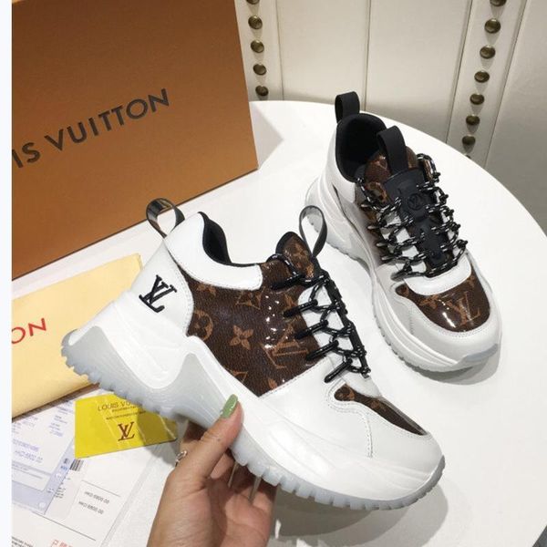 designer luxury women's casual fashion shoes, women's outdoor casual shoes, leather material, original box 044, Black
designer luxury women's casual fashion shoes, women's outdoor casual shoes, leather material, original box 044, Black