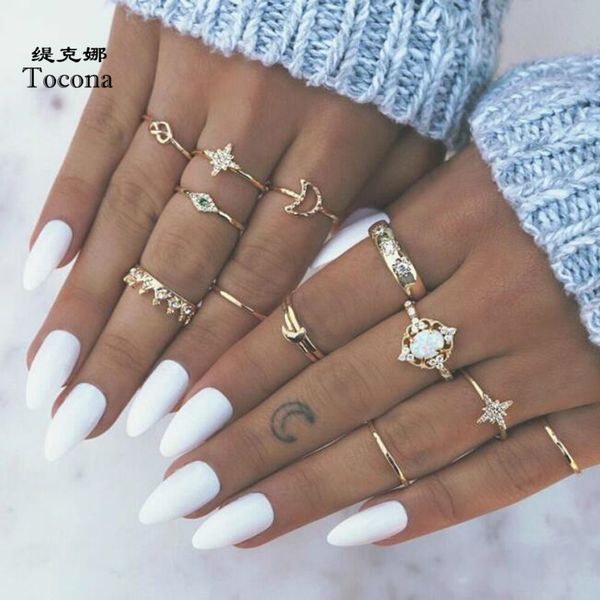 13 pcs/set bohemian vintage gems crown star moon exquisite joint ring set women fashion party wedding minimalist jewelry, Golden;silver
13 pcs/set bohemian vintage gems crown star moon exquisite joint ring set women fashion party wedding minimalist jewelry, Golden;silver