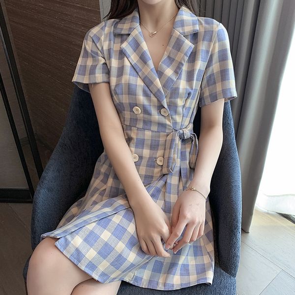 2020 plaid control niche design french suit collarside strap waist short sleeve dress dress, Black;gray
2020 plaid control niche design french suit collarside strap waist short sleeve dress dress, Black;gray
