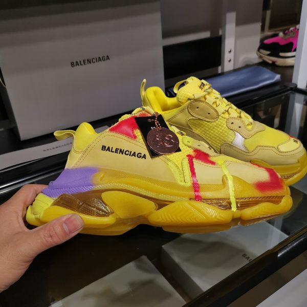 2020oq designer designs new leisure and entertainment hiking shoes, outdoor jungle adventure shoes, original packaging and box delivery, Black
2020oq designer designs new leisure and entertainment hiking shoes, outdoor jungle adventure shoes, original packaging and box delivery, Black
