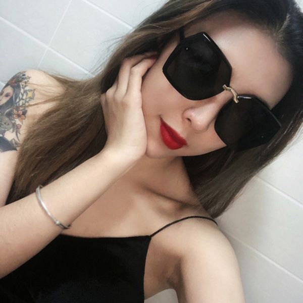 weixinbuy sunglass trendy fashion square semimetal big frame retro sunglasses eyewear women pchromic goggle alloy, White;black
weixinbuy sunglass trendy fashion square semimetal big frame retro sunglasses eyewear women pchromic goggle alloy, White;black