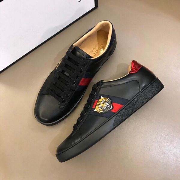2020e limited edition little bee embroidery classic men's casual sneakers, fashionable wild high-end outdoor tide shoes, size: 38-45, Black
2020e limited edition little bee embroidery classic men's casual sneakers, fashionable wild high-end outdoor tide shoes, size: 38-45, Black