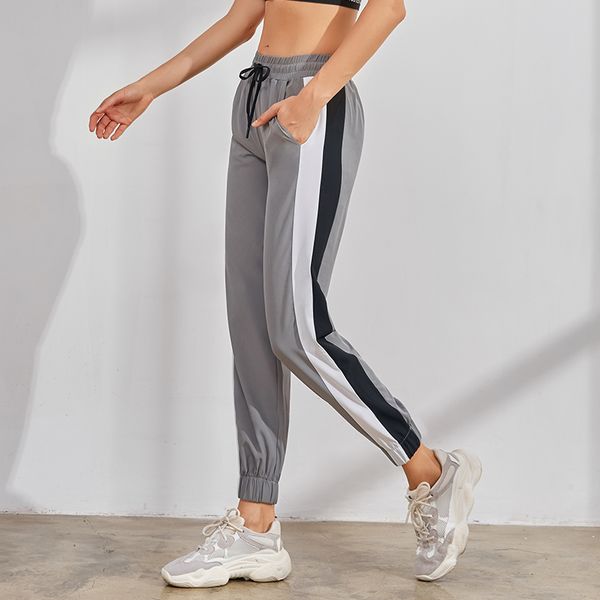 running pants women's sports trousers willarde 2021 fitness jogger loose basketball training spliced colors, Black;blue
running pants women's sports trousers willarde 2021 fitness jogger loose basketball training spliced colors, Black;blue