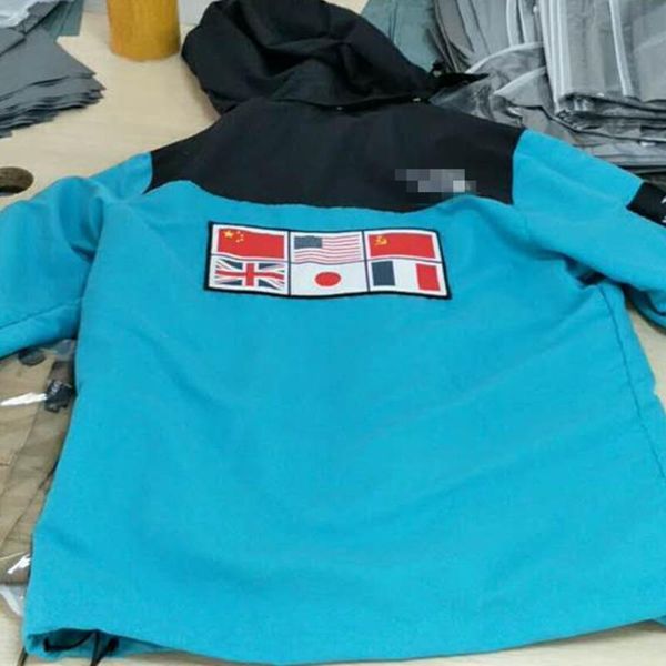 новое прибытие мужских толстовок куртки толстовка мода mens осени спорт ветровка military карта печать джинсовой куртки, Black;brown
новое прибытие мужских толстовок куртки толстовка мода mens осени спорт ветровка military карта печать джинсовой куртки, Black;brown
