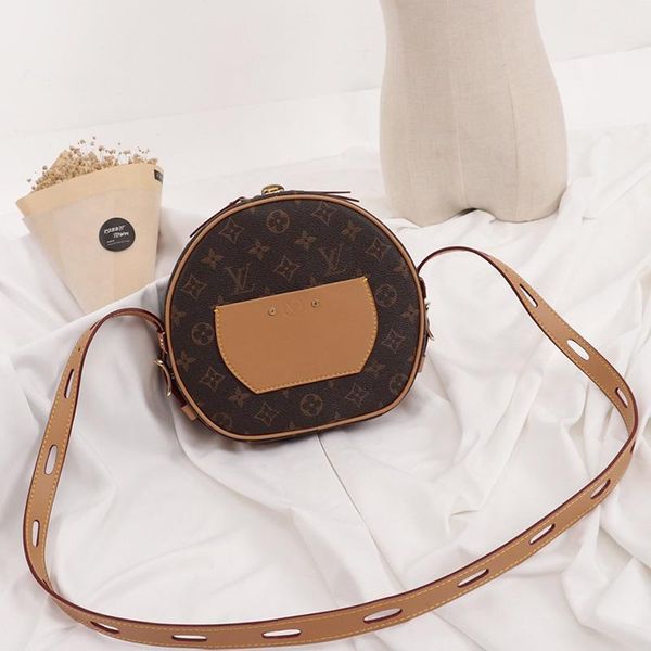 luxury style women bag leather shoulder bags fast delivery womens crossbody bag lady zipper messenger bags bolso bandolera
luxury style women bag leather shoulder bags fast delivery womens crossbody bag lady zipper messenger bags bolso bandolera