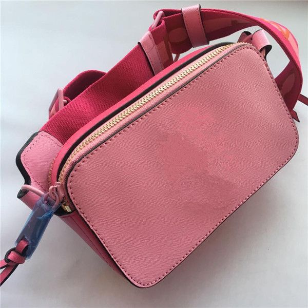 new shanghai new broadband camera bag versatile cross body small square bag fashion contrast one shoulder women's bag
new shanghai new broadband camera bag versatile cross body small square bag fashion contrast one shoulder women's bag
