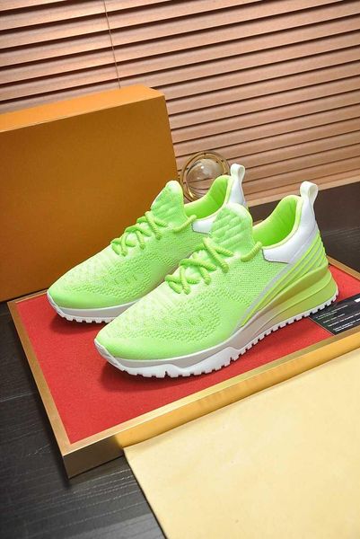 2020yh new men's wild trend casual shoes hiking sports shoes travel shoes and other original packaging with original box fast delivery, Black
2020yh new men's wild trend casual shoes hiking sports shoes travel shoes and other original packaging with original box fast delivery, Black