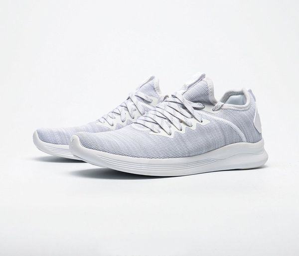 2020 spring and summer new breathable cushioning casual shoes retro forrest net face wild sports running shoes for men and women
2020 spring and summer new breathable cushioning casual shoes retro forrest net face wild sports running shoes for men and women