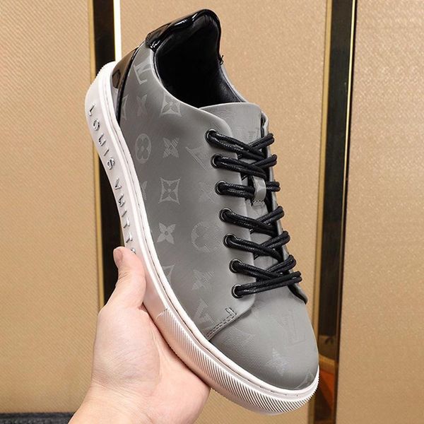 men luxury trainers shoes leather sneakers casual shoes for men with box zapatos de hombre breathable low -fast ship
men luxury trainers shoes leather sneakers casual shoes for men with box zapatos de hombre breathable low -fast ship