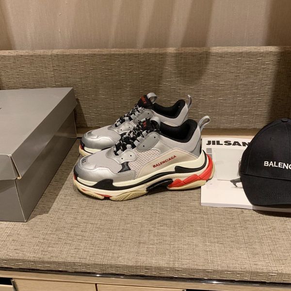 321designer to create casual and comfortable all-match sports shoes, travel shoes outsole non-slip design with original box delivery, Black
321designer to create casual and comfortable all-match sports shoes, travel shoes outsole non-slip design with original box delivery, Black