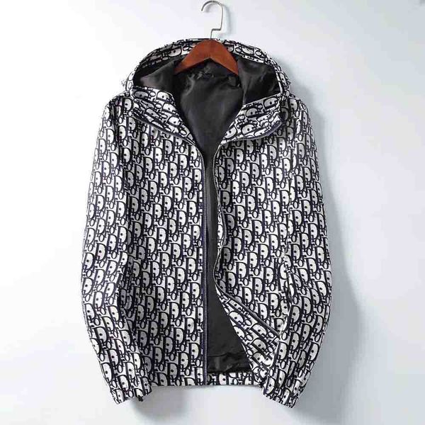 2020 new men's designer jacket luxury high street medusa zipper letter print hooded jacket windbreaker men's ladies hang tag, Black;brown
2020 new men's designer jacket luxury high street medusa zipper letter print hooded jacket windbreaker men's ladies hang tag, Black;brown