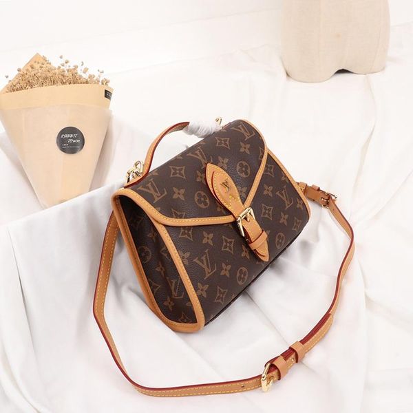 womens bag sac d 'épaule designer luxury leather shoulder small flap crossbody handbags handle totes retro messenger
womens bag sac d 'épaule designer luxury leather shoulder small flap crossbody handbags handle totes retro messenger