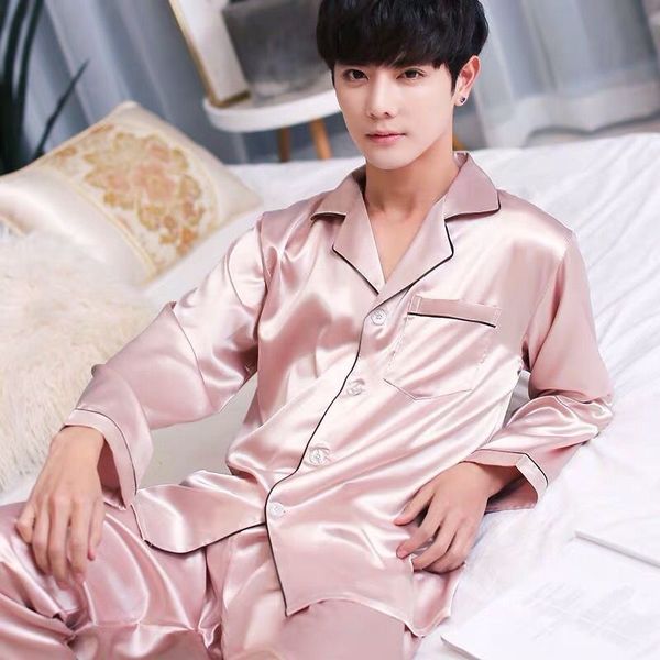 silk pajamas men's summer short sleeve thin korean version of men's tracksuit pants chun bing silk two-piece set, Black;brown
silk pajamas men's summer short sleeve thin korean version of men's tracksuit pants chun bing silk two-piece set, Black;brown