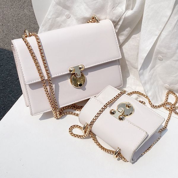 summer female 2020 new trend line chain female wild mini messenger net red ocean small square
summer female 2020 new trend line chain female wild mini messenger net red ocean small square