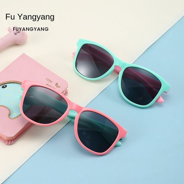 2020 new silicone silicone sun children's polarized sun glasses fashion uv-proof children's sunglasses 11007, Blue
2020 new silicone silicone sun children's polarized sun glasses fashion uv-proof children's sunglasses 11007, Blue