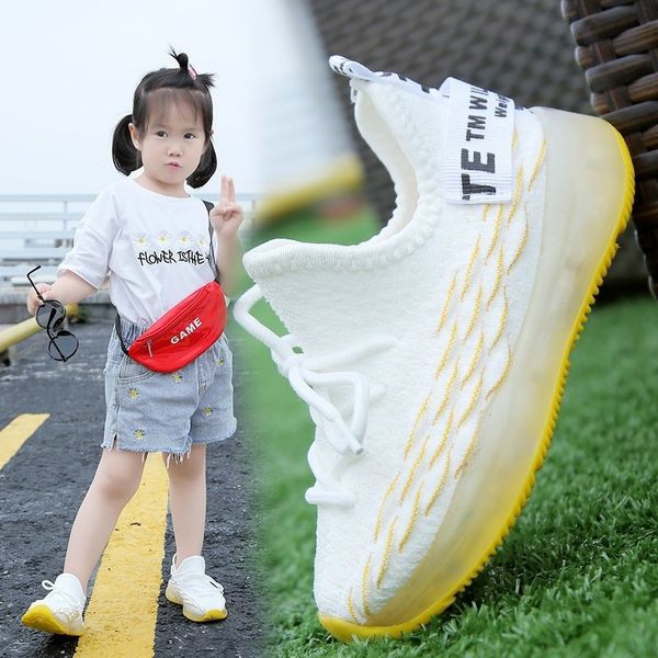 2020 new children's small white flying weaving surface lighting baby jelly bottom boy sports sports shoes girl shoes breathable, Black
2020 new children's small white flying weaving surface lighting baby jelly bottom boy sports sports shoes girl shoes breathable, Black