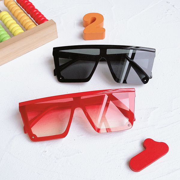 children fashion high end quality sunglasses baby sun glasses boy girls luxury fashion glasses gafas de sol hombre/mujer gdfk122, White;black
children fashion high end quality sunglasses baby sun glasses boy girls luxury fashion glasses gafas de sol hombre/mujer gdfk122, White;black