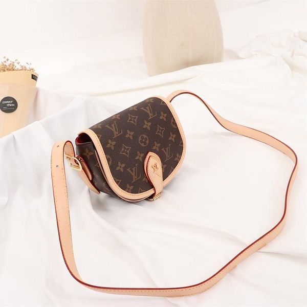 new arrival womens leather mini saddle bag ladies shoulder bag bolso bandolera lady shoulder small flap shoulder crossbody bag fast delivery
new arrival womens leather mini saddle bag ladies shoulder bag bolso bandolera lady shoulder small flap shoulder crossbody bag fast delivery