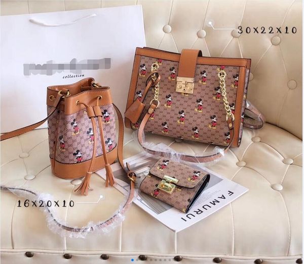 female bag 2020 fashion trend three-piece messenger bag handbag designer messenger bag ladies wild simple new shoulder bags
female bag 2020 fashion trend three-piece messenger bag handbag designer messenger bag ladies wild simple new shoulder bags
