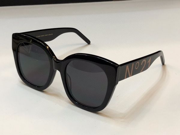 n21 new women popular sunglasses square frame sun glasses trend avant-garde style uv400 protection eyewear come with pacakge, White;black
n21 new women popular sunglasses square frame sun glasses trend avant-garde style uv400 protection eyewear come with pacakge, White;black