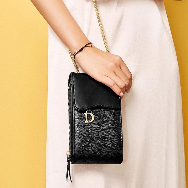 design mobile phone bag ladies leather 2020 new single shoulder diagonal black small bag wild fashion mini bag gift 1239
design mobile phone bag ladies leather 2020 new single shoulder diagonal black small bag wild fashion mini bag gift 1239