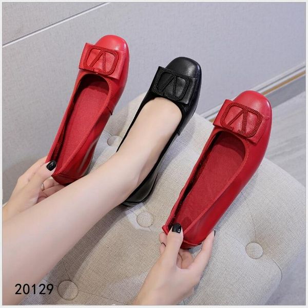 women ballet flats shoes women genuine leather rhinestone buckle fashion round toe shoes woman soft comfortable elegant loafers, Black
women ballet flats shoes women genuine leather rhinestone buckle fashion round toe shoes woman soft comfortable elegant loafers, Black