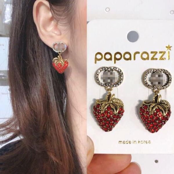 wholesale retro crystal strsawberry earrings red white crystal rhinestone letters earring women girl party jewelry gift, Gray
wholesale retro crystal strsawberry earrings red white crystal rhinestone letters earring women girl party jewelry gift, Gray