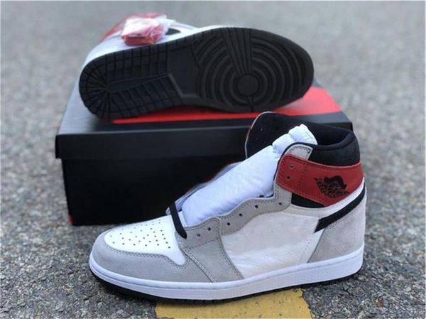 new authentic 1 og high light smoke grey basketball shoes white black varsity red 555088-126 men sports sneakers with box 0q0
new authentic 1 og high light smoke grey basketball shoes white black varsity red 555088-126 men sports sneakers with box 0q0
