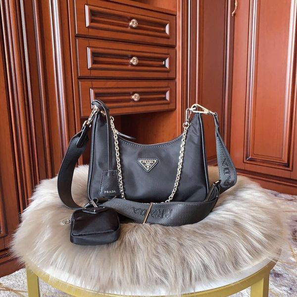 reedition 2005 designers womens luxury handbags hobo purses lady handbag crossbody shoulder channel totes fashion luxury bag
reedition 2005 designers womens luxury handbags hobo purses lady handbag crossbody shoulder channel totes fashion luxury bag