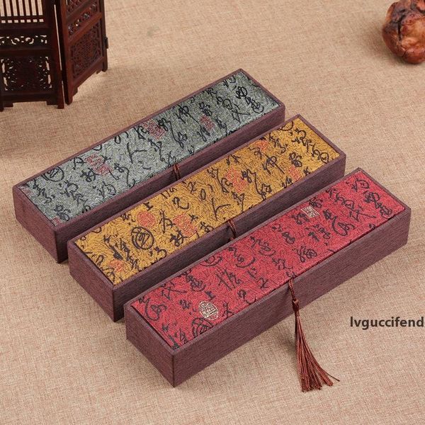 rectangular retro jewelry boxes with tassel bracelet necklace storage gift box wholesale
rectangular retro jewelry boxes with tassel bracelet necklace storage gift box wholesale