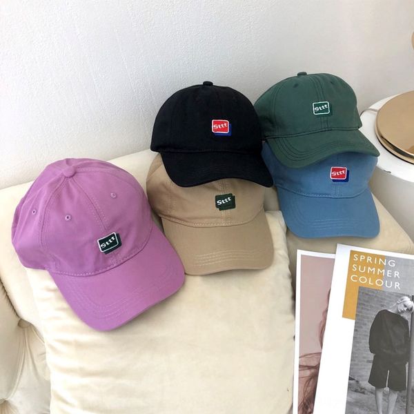 korean style simple letter sunscreen baseball cap children' summer all-match casual couple baseball cap student male sunscreen hat, Blue;gray
korean style simple letter sunscreen baseball cap children' summer all-match casual couple baseball cap student male sunscreen hat, Blue;gray