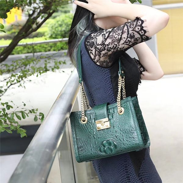 fashion genuine crocodile skin female chic chain bag authentic alligator leather lady purse women's single cross shoulder bag
fashion genuine crocodile skin female chic chain bag authentic alligator leather lady purse women's single cross shoulder bag