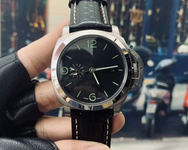 2020 high-end men's watch automatic mechanical black leather strap pin buckle 44mm watch 6, Slivery;brown
2020 high-end men's watch automatic mechanical black leather strap pin buckle 44mm watch 6, Slivery;brown