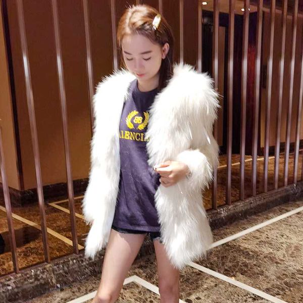 d&h dehua fur raccoon fur short female raccoon coat outerwear young and fashionable real coats for women solid, Black
d&h dehua fur raccoon fur short female raccoon coat outerwear young and fashionable real coats for women solid, Black