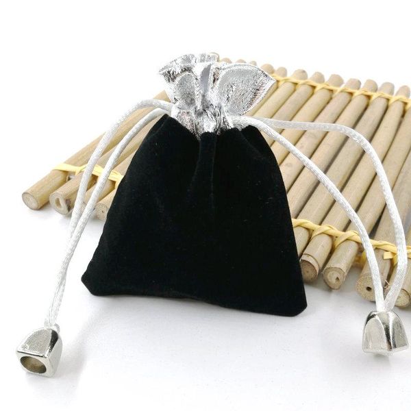 7 9cm velvet gold rim gift bag jewelry bag drawstring jewelry bag with two colors optional red black 50pcs, Pink;blue
7 9cm velvet gold rim gift bag jewelry bag drawstring jewelry bag with two colors optional red black 50pcs, Pink;blue