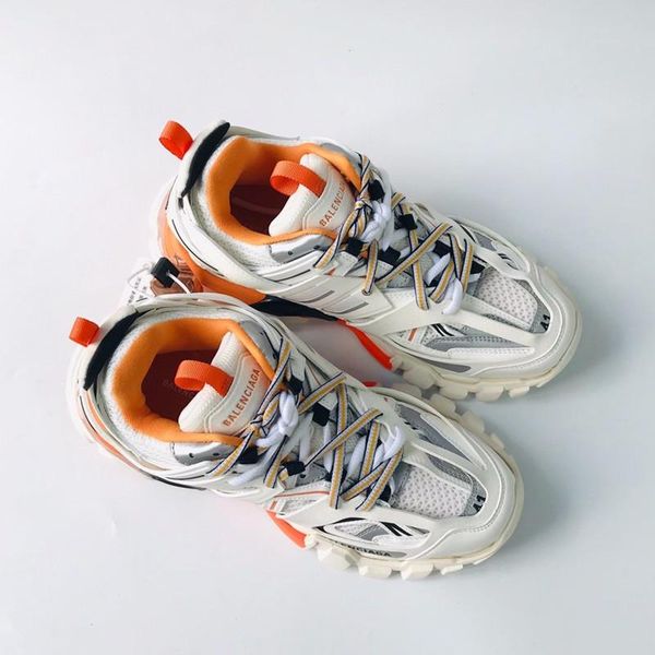2020hk designer to create casual and comfortable all-match sports shoes, travel shoes outsole non-slip design with original box delivery, Black
2020hk designer to create casual and comfortable all-match sports shoes, travel shoes outsole non-slip design with original box delivery, Black