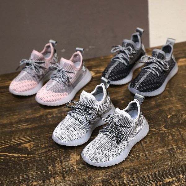 summer 2020 new children's lighting flying coconut sneakers sports sports led horse running light shoes shining coconut shoes, Black
summer 2020 new children's lighting flying coconut sneakers sports sports led horse running light shoes shining coconut shoes, Black