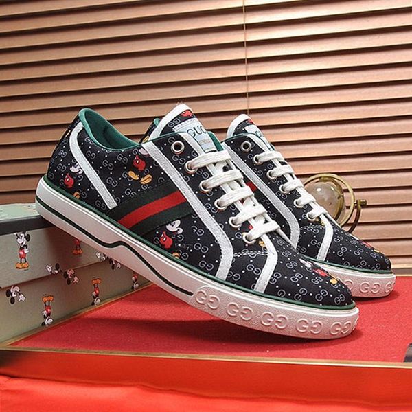 mens shoes chaussures de sport pour hommes lightweight comfortable sports shoes breathable designer luxury mens tennis 1977 sneaker with box, Black
mens shoes chaussures de sport pour hommes lightweight comfortable sports shoes breathable designer luxury mens tennis 1977 sneaker with box, Black