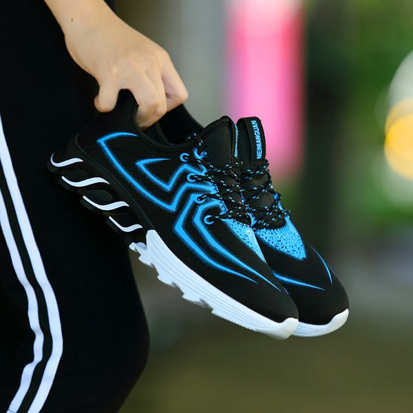 men lightweight blade running shoes shockproof lace up breathable men sneakers height increase casual sports jogging men's shoes, Black
men lightweight blade running shoes shockproof lace up breathable men sneakers height increase casual sports jogging men's shoes, Black