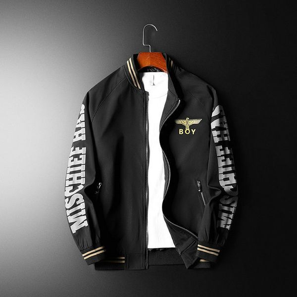 2020 fashion design mens jackets stand collar bomber jacket men brand embroidery blouson homme autumn coats track jackets men coat, Black;brown
2020 fashion design mens jackets stand collar bomber jacket men brand embroidery blouson homme autumn coats track jackets men coat, Black;brown