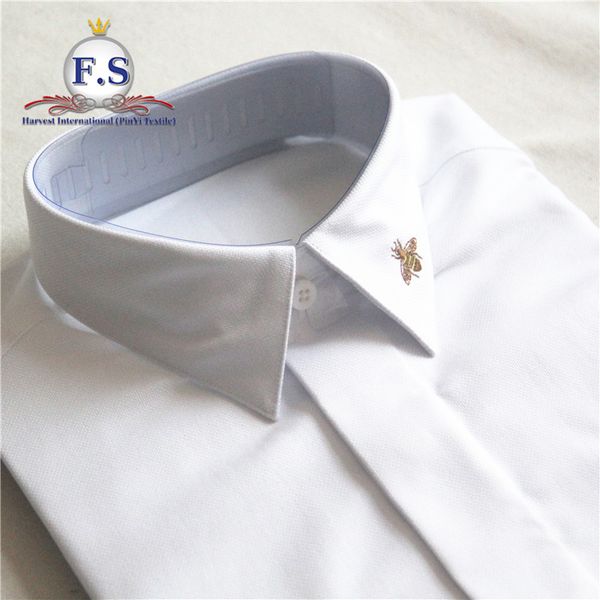 slim fit cotton lycra poplin men dress shirt with bee embroidery at the collar, long sleeve, White;black
slim fit cotton lycra poplin men dress shirt with bee embroidery at the collar, long sleeve, White;black