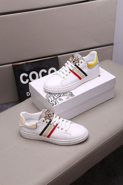 2020a luxury custom medusa classic print men's low-lace up sneakers, fashionable wild outdoor casual tide shoes, size: 38-45, Black
2020a luxury custom medusa classic print men's low-lace up sneakers, fashionable wild outdoor casual tide shoes, size: 38-45, Black