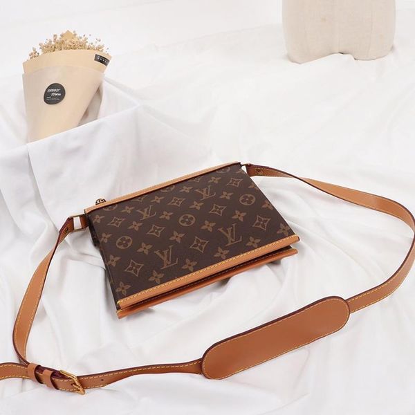 women bag fashion design crossbody bag leather womens shoulder bags bolsa de hombro trend style zipper lady messenger bag
women bag fashion design crossbody bag leather womens shoulder bags bolsa de hombro trend style zipper lady messenger bag