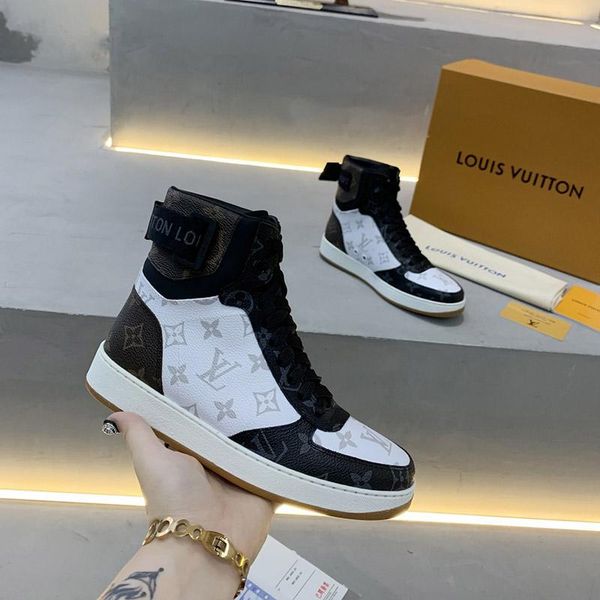 0285 high-quality men's casual sports shoes and designer luxury outdoor casual shoes, the original box size is 38-45, Black
0285 high-quality men's casual sports shoes and designer luxury outdoor casual shoes, the original box size is 38-45, Black