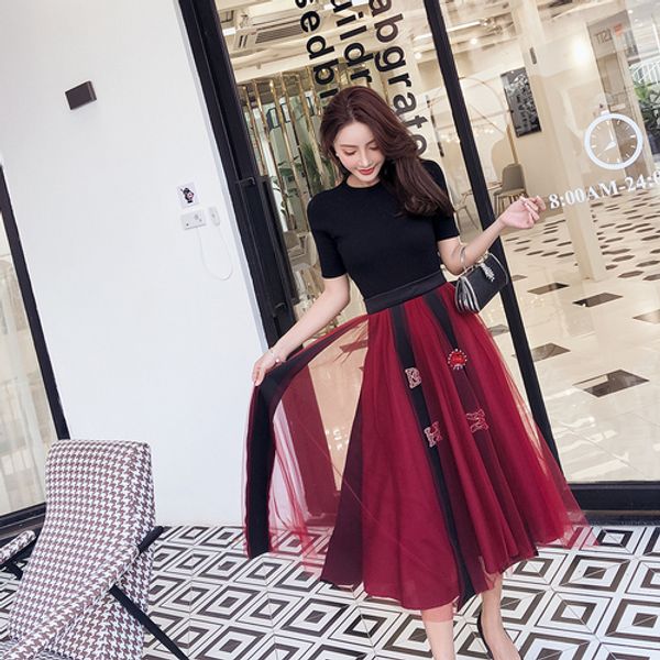 new 2020 spring summer women knit sweater sets fashion pullover sweater+mesh skirt two piece sets ensemble femme, White
new 2020 spring summer women knit sweater sets fashion pullover sweater+mesh skirt two piece sets ensemble femme, White