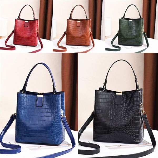 famous women bag mini small chain messenger shoulder bag coin cross bag flap tote with chain 890
famous women bag mini small chain messenger shoulder bag coin cross bag flap tote with chain 890