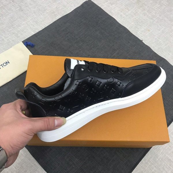 new5 luxury men's casual shoes fashion wild sports shoes high to help comfortable men's shoes original box packaging zapatos hombr, Black
new5 luxury men's casual shoes fashion wild sports shoes high to help comfortable men's shoes original box packaging zapatos hombr, Black