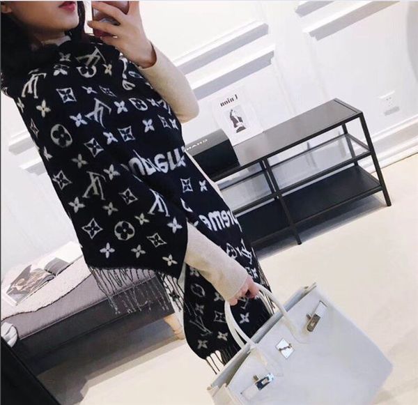 the latest european and american fashion designer elements delivery 2020 cashmere scarf women's fashion high-quality scarf35*180cm, Blue;gray
the latest european and american fashion designer elements delivery 2020 cashmere scarf women's fashion high-quality scarf35*180cm, Blue;gray