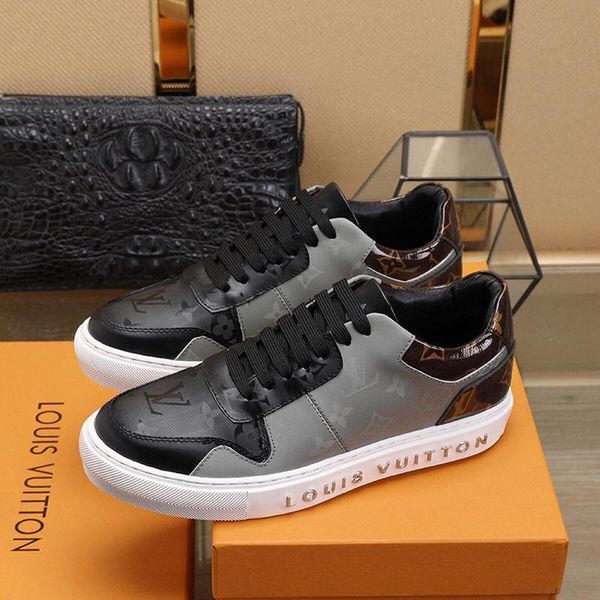 new 2020 fashion men shoes autumn winter running outdoor comfortable trianers sneakers sport shoes scarpe da uomo drop ship
new 2020 fashion men shoes autumn winter running outdoor comfortable trianers sneakers sport shoes scarpe da uomo drop ship
